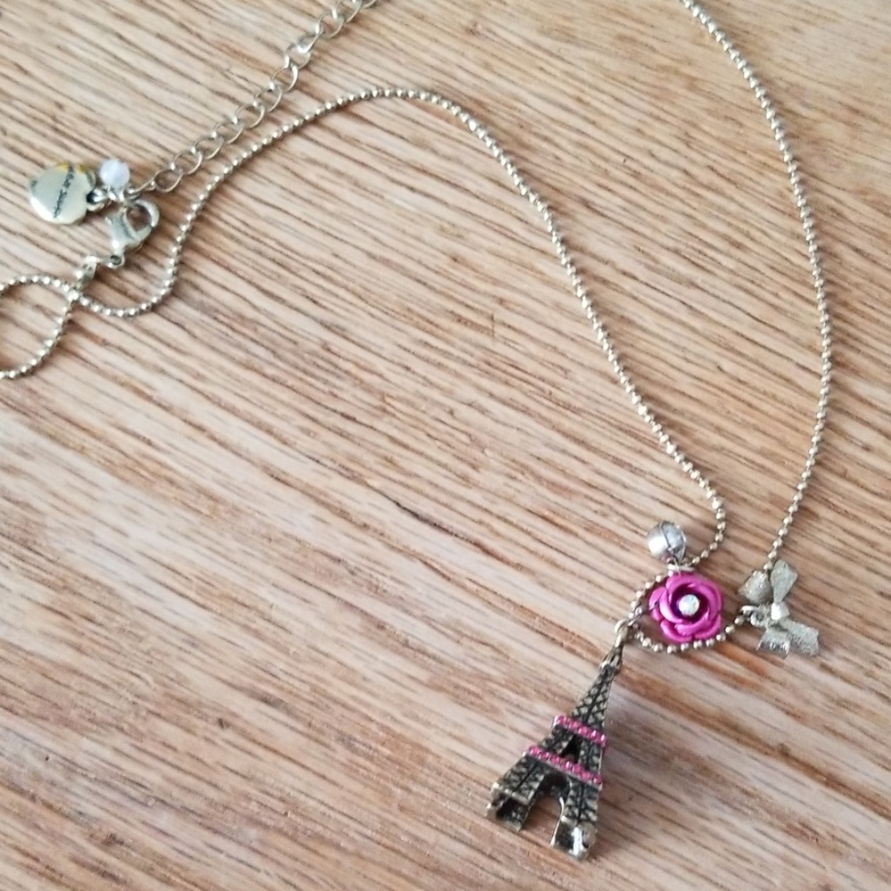 Charm necklace